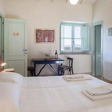 Agriturismo Le Tassinaie Castellina Marittima Kültér fotó