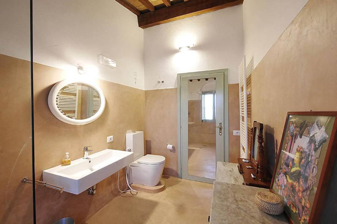 Agriturismo Le Tassinaie Castellina Marittima Kültér fotó