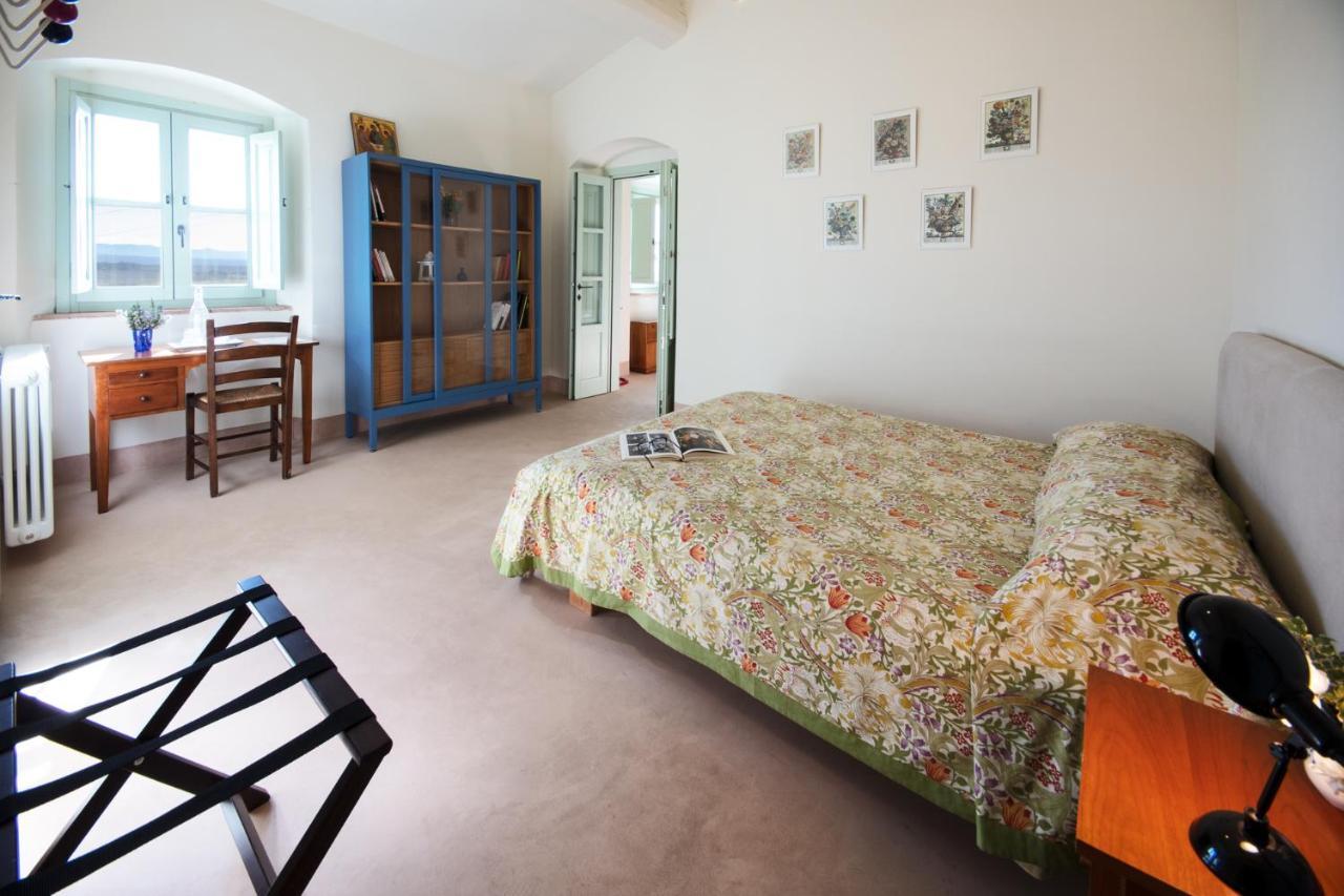 Agriturismo Le Tassinaie Castellina Marittima Kültér fotó