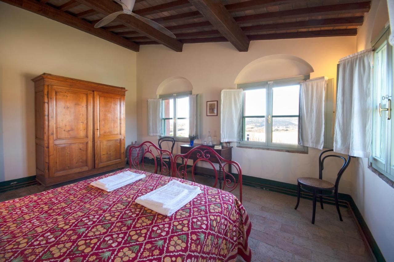 Agriturismo Le Tassinaie Castellina Marittima Kültér fotó